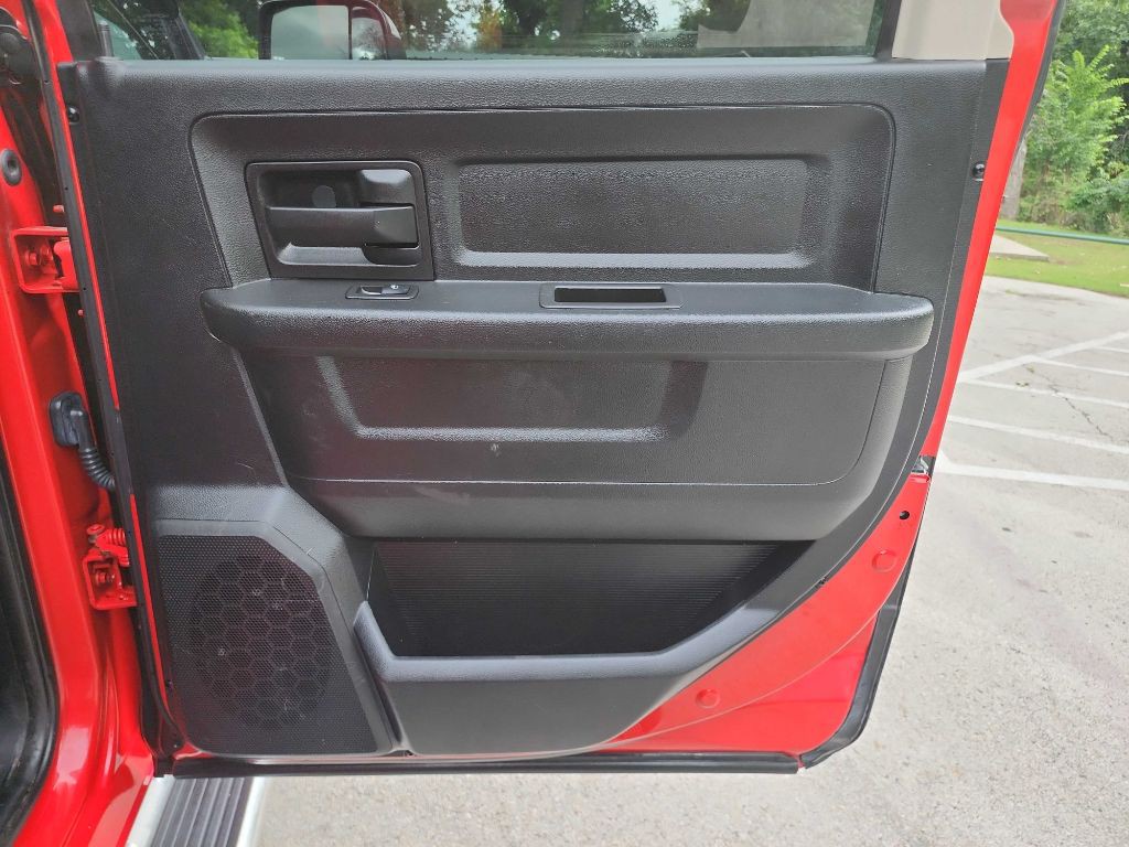 2014 RAM 2500 Image 27