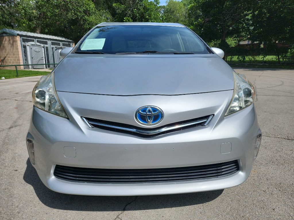 2012 Toyota Prius Image 2