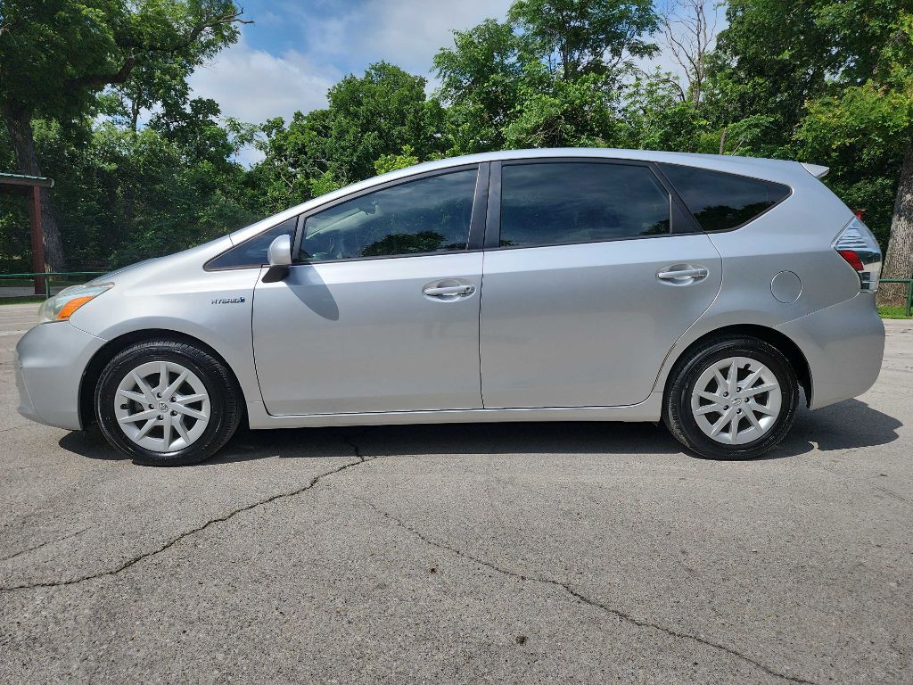 2012 Toyota Prius Image 4