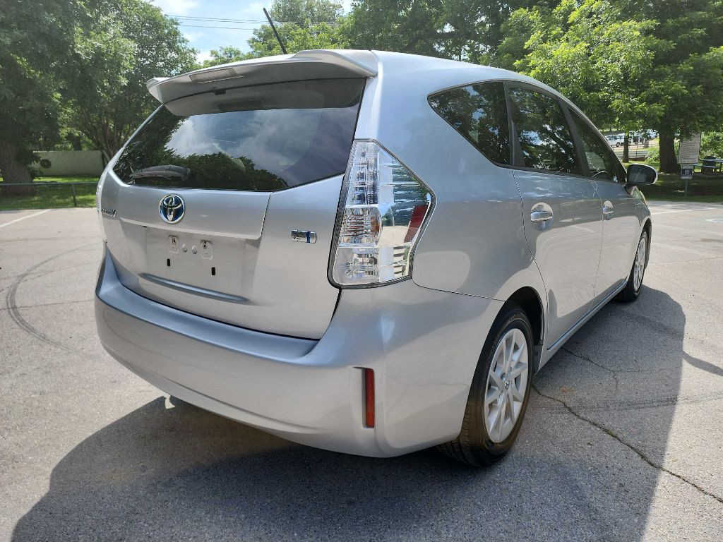 2012 Toyota Prius Image 7