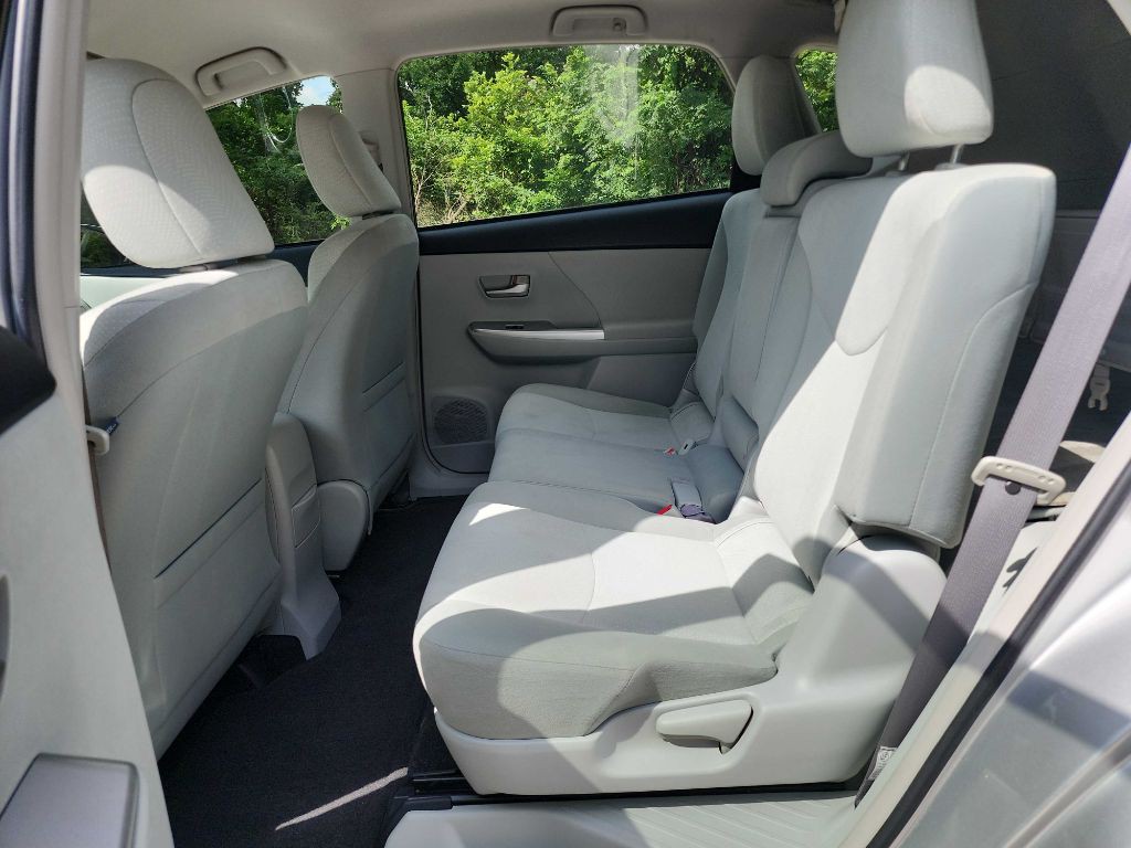 2012 Toyota Prius Image 20