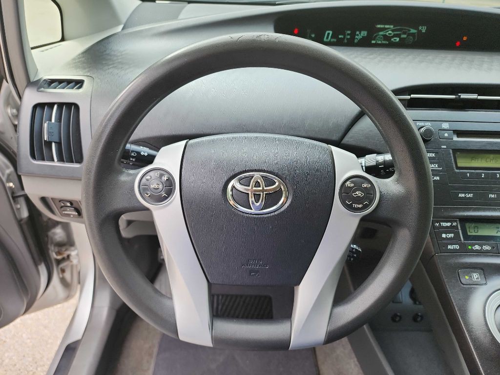 2010 Toyota Prius Image 13