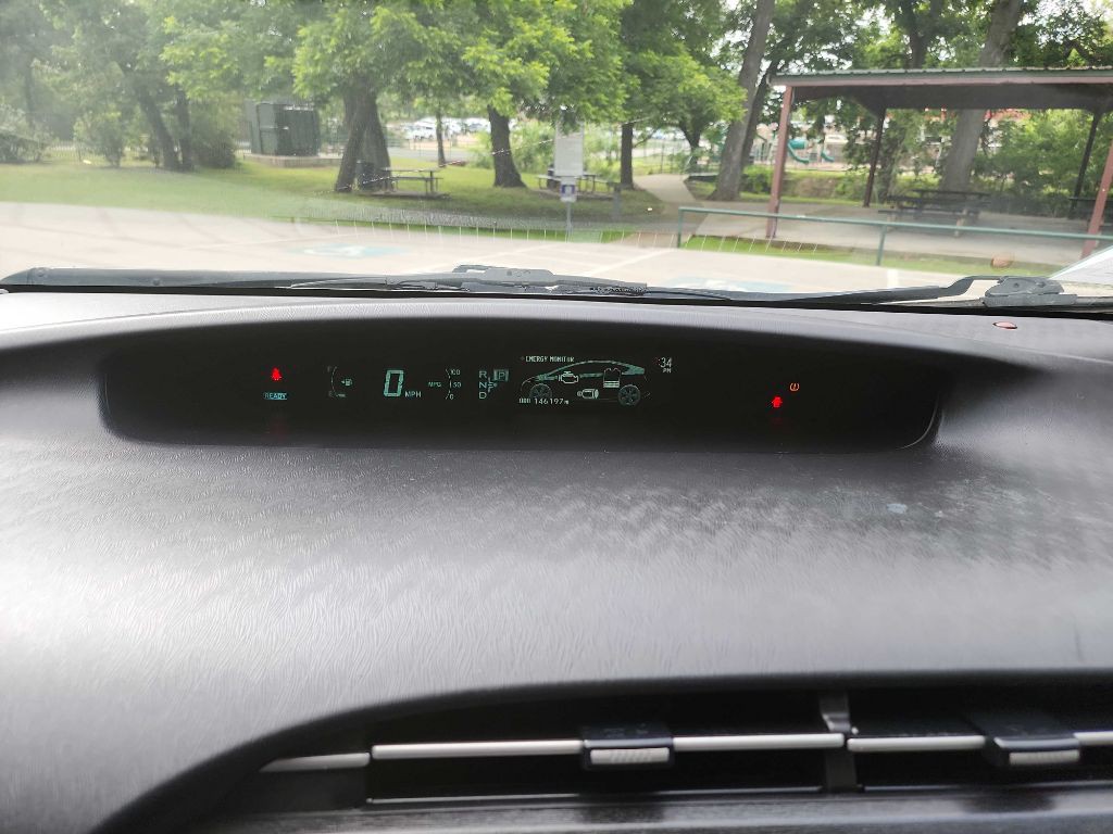 2010 Toyota Prius Image 14