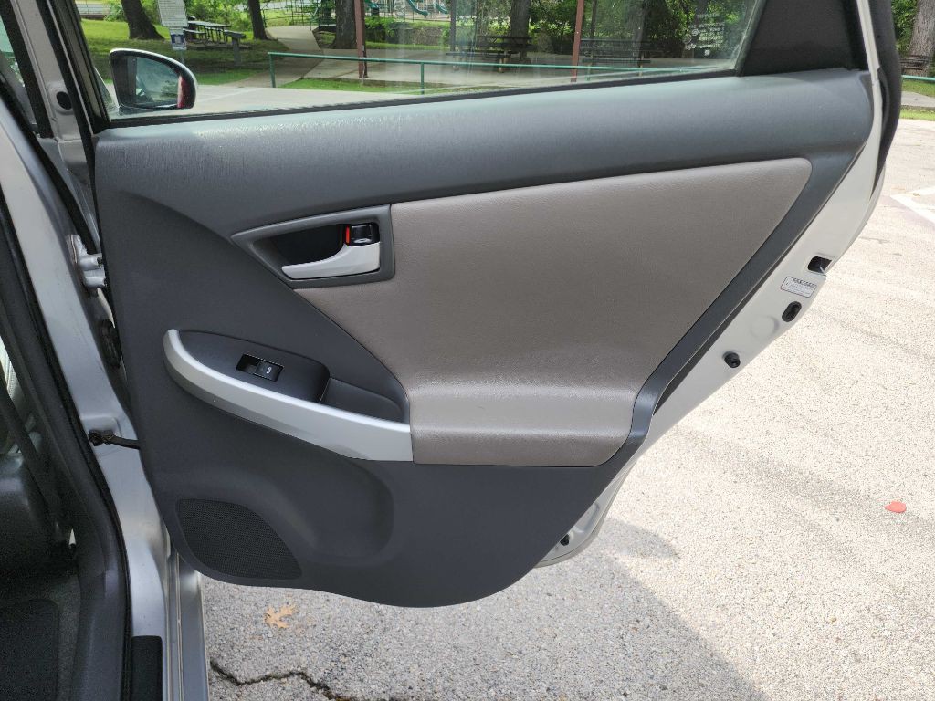 2010 Toyota Prius Image 24