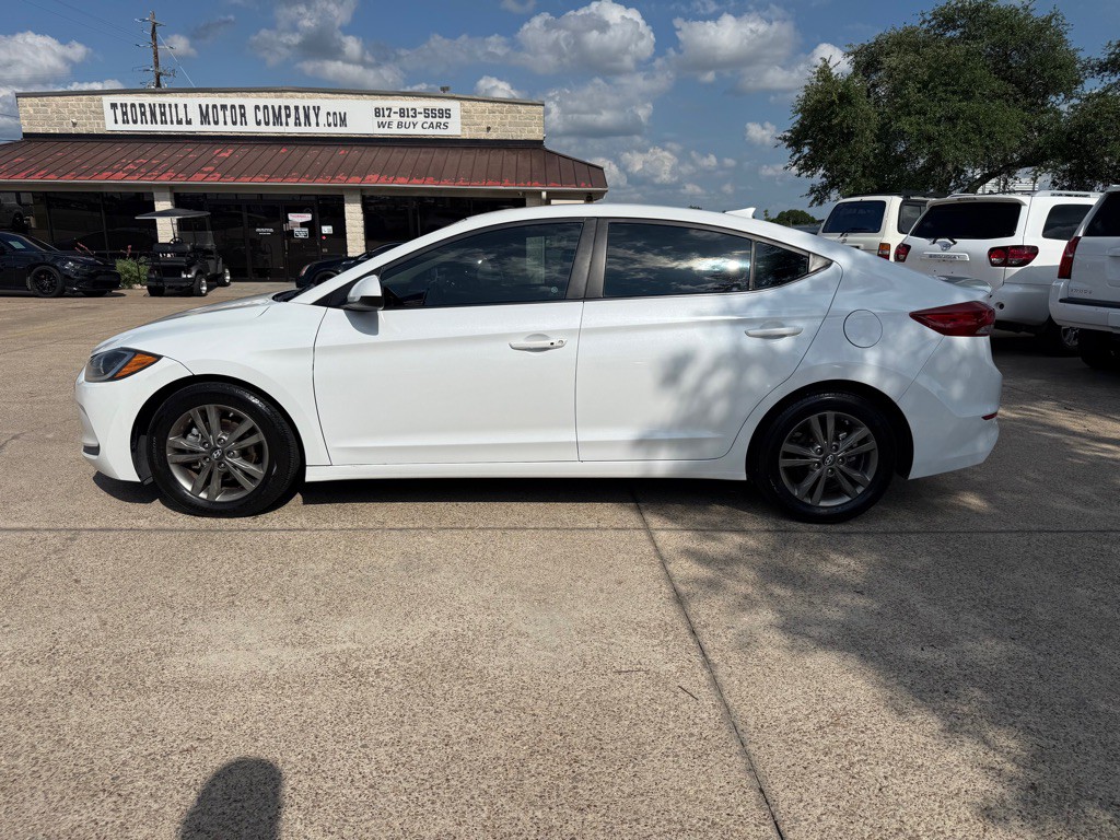 2018 Hyundai Elantra Image 4