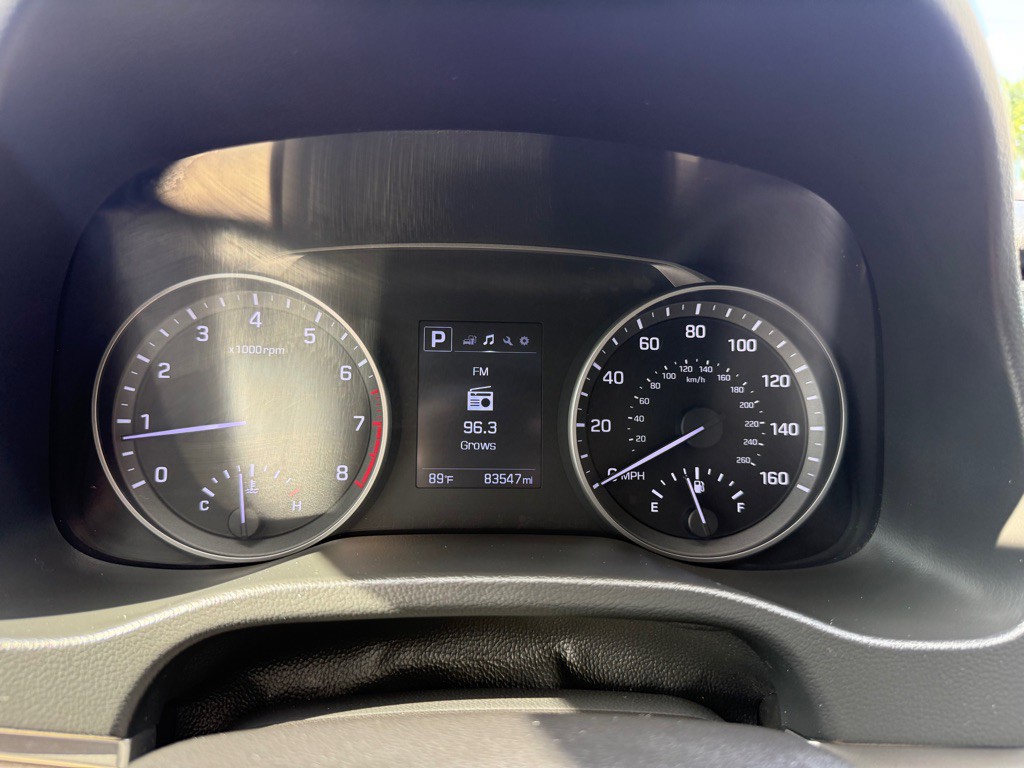2018 Hyundai Elantra Image 24
