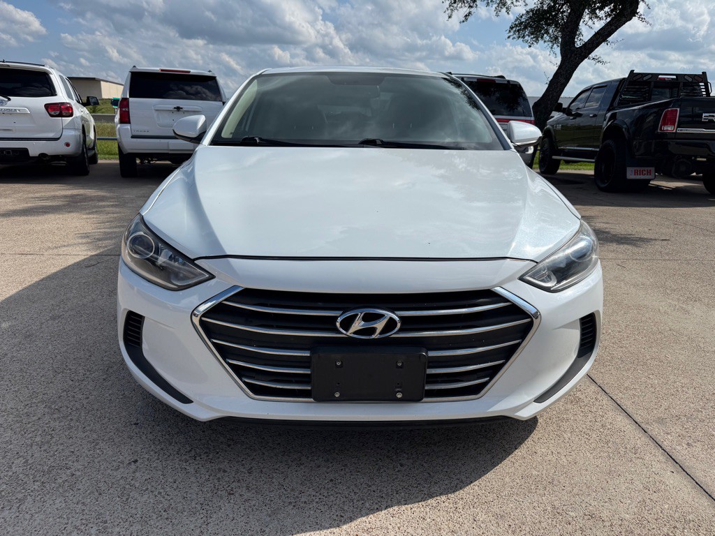 2018 Hyundai Elantra Image 39