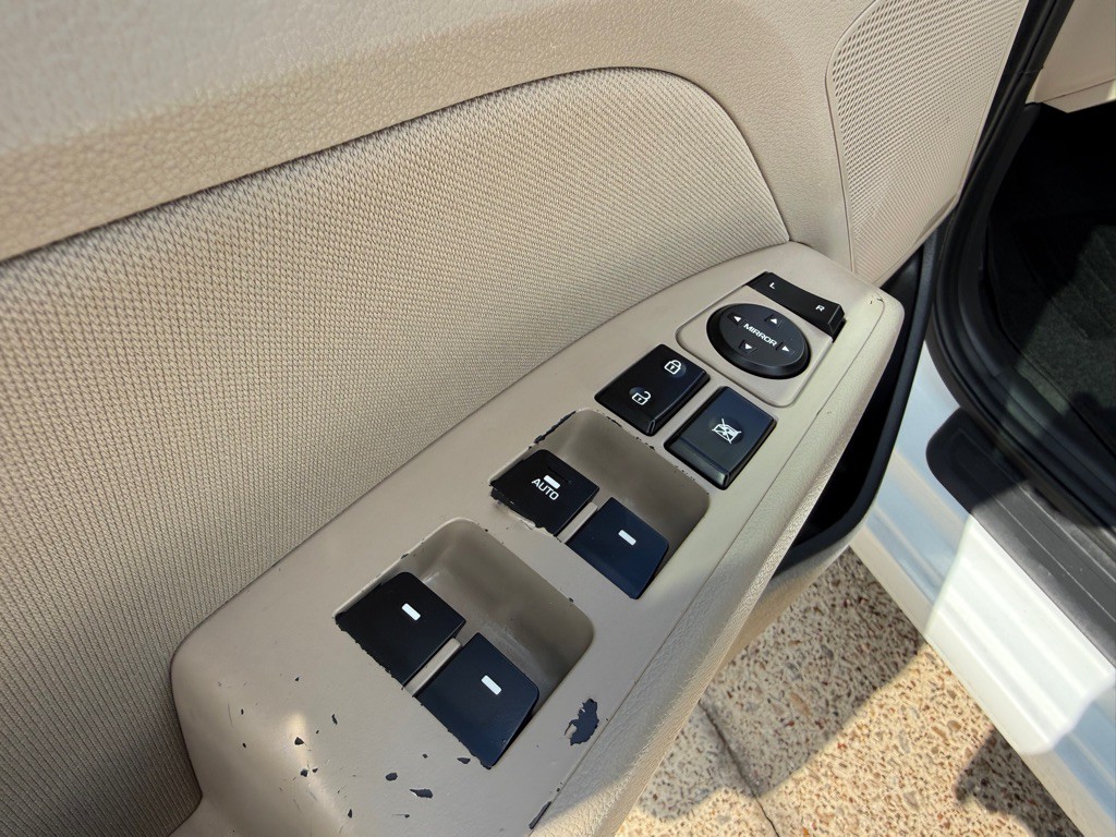 2018 Hyundai Elantra Image 56
