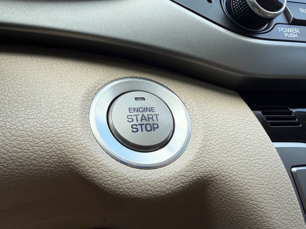 2018 Hyundai Elantra Image 67