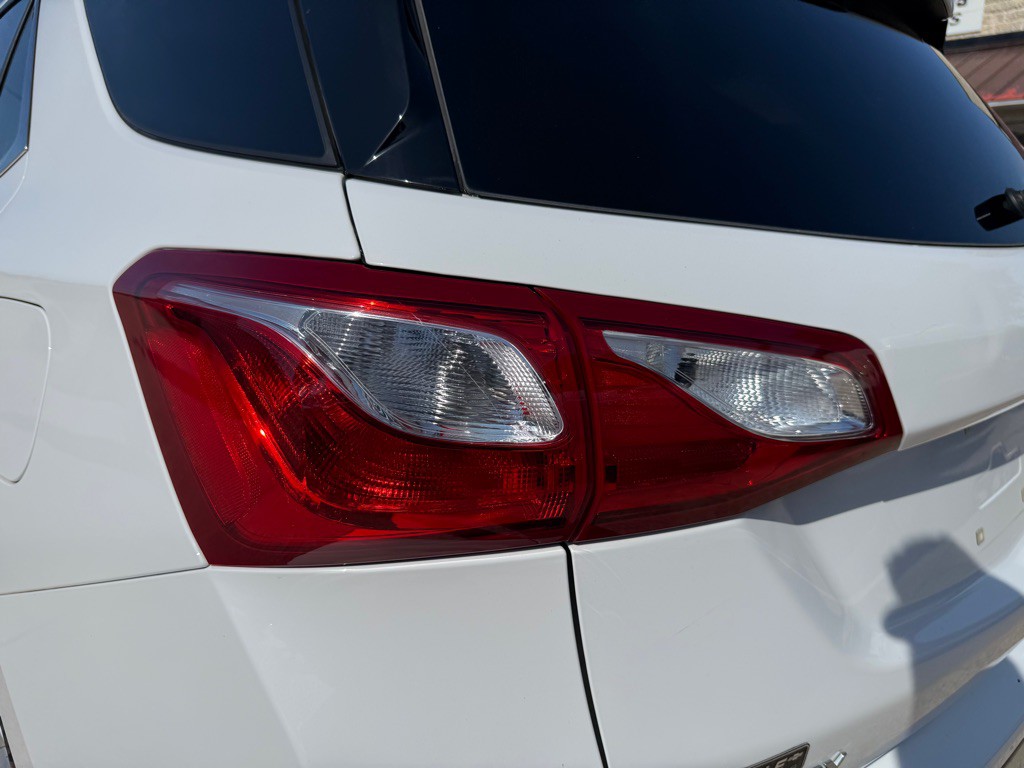 2019 Chevrolet Equinox Image 10