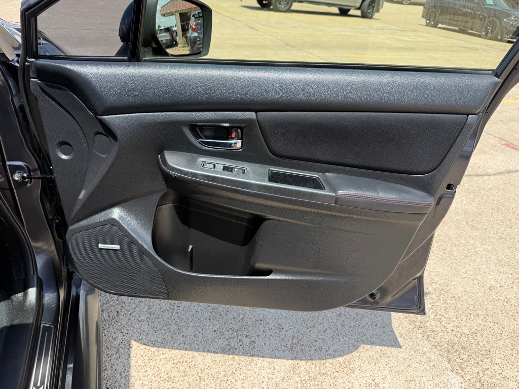 2015 Subaru WRX Image 21