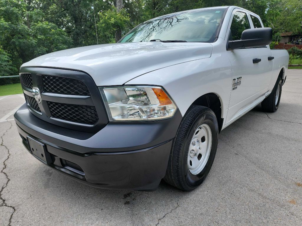 2019 RAM 1500 Image 3