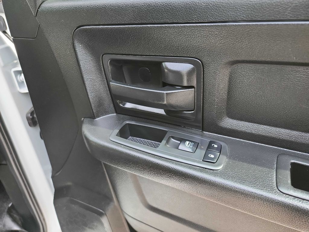 2019 RAM 1500 Image 30