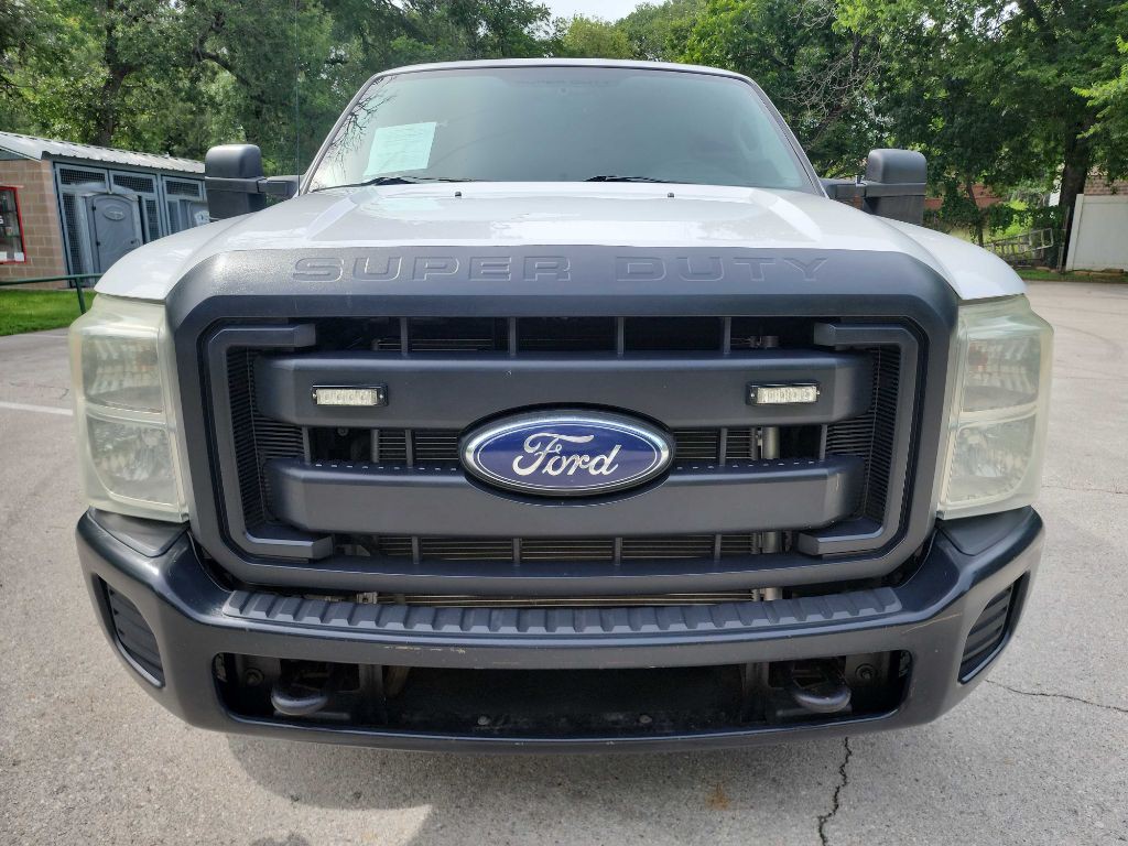 2015 Ford F-250 Image 2
