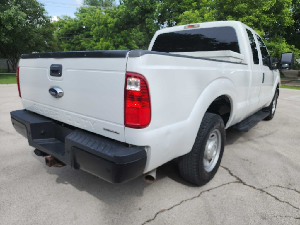 2015 Ford F-250 Image 9