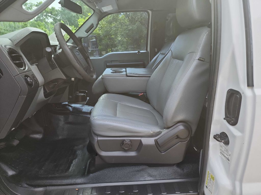 2015 Ford F-250 Image 13