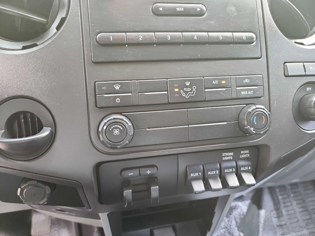 2015 Ford F-250 Image 20