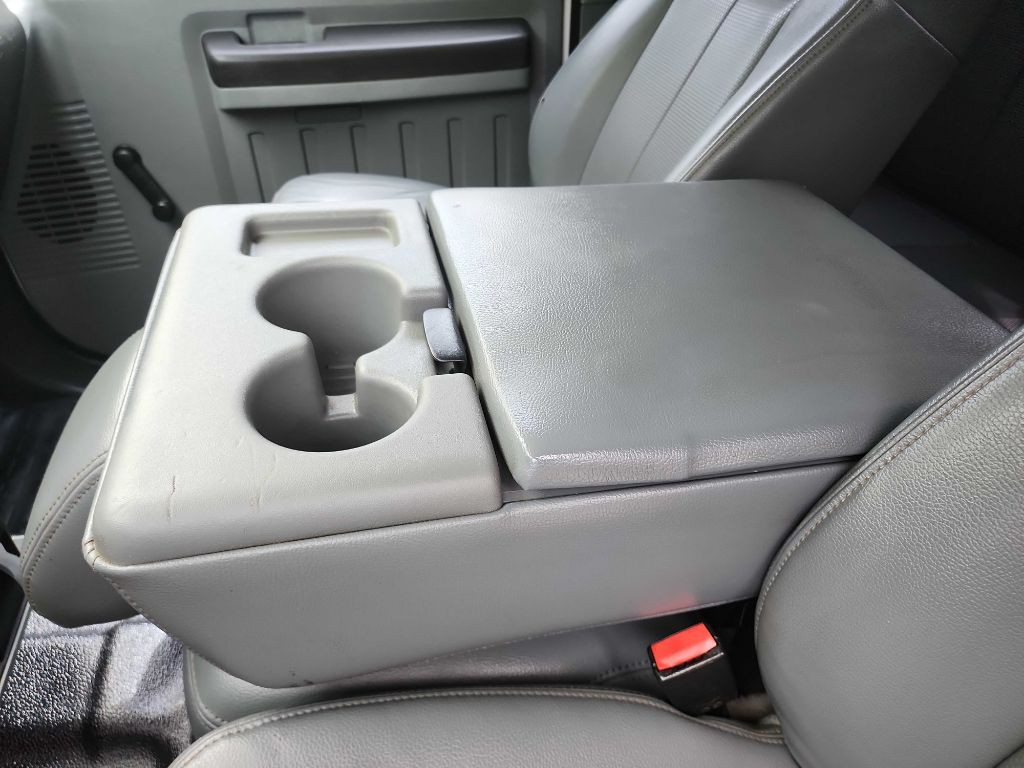2015 Ford F-250 Image 21