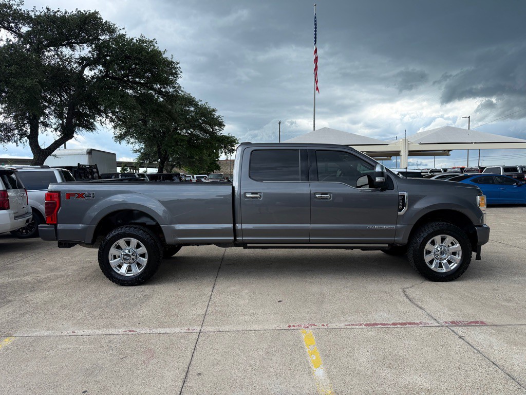 2022 Ford F-350 Image 8