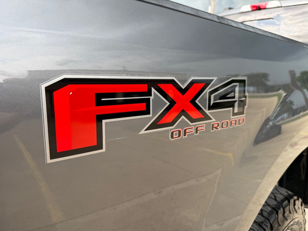 2022 Ford F-350 Image 9