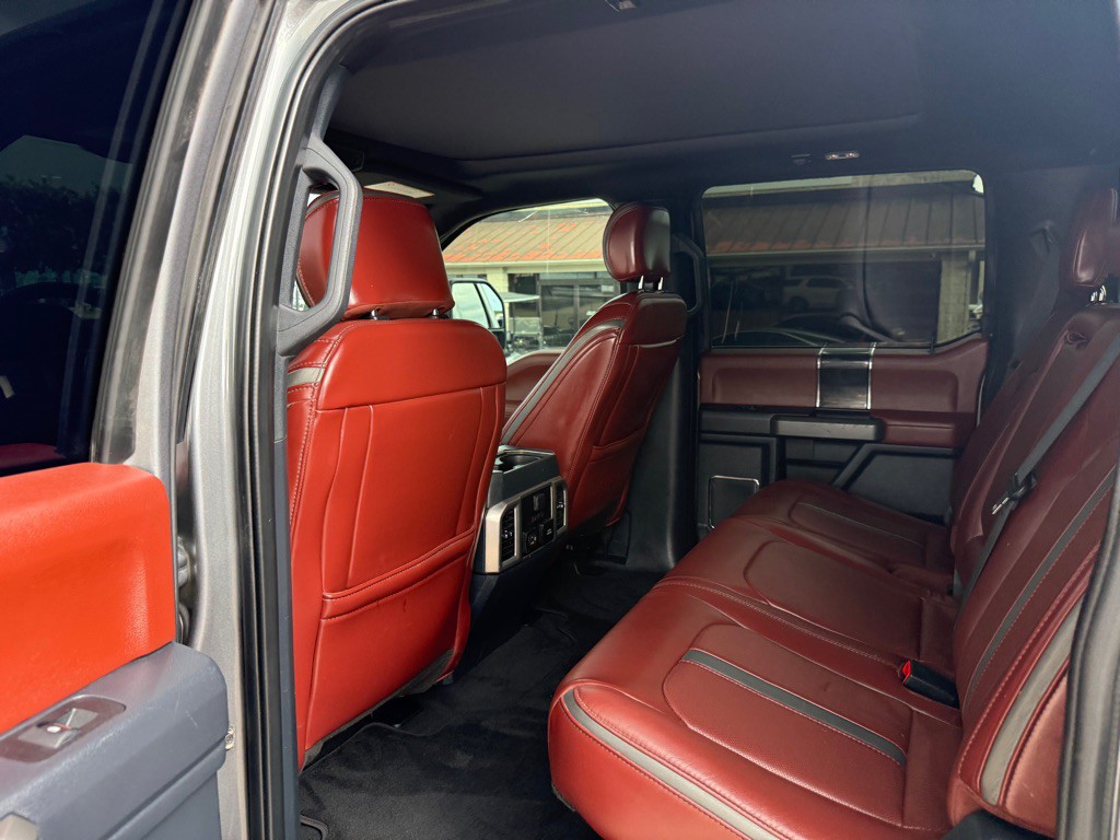 2022 Ford F-350 Image 15