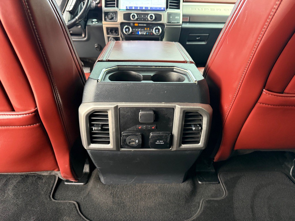 2022 Ford F-350 Image 22