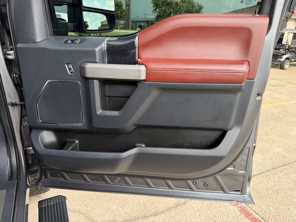 2022 Ford F-350 Image 26