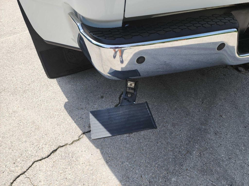 2016 RAM 3500 Image 6