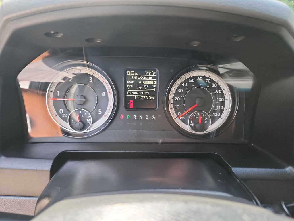 2016 RAM 3500 Image 22