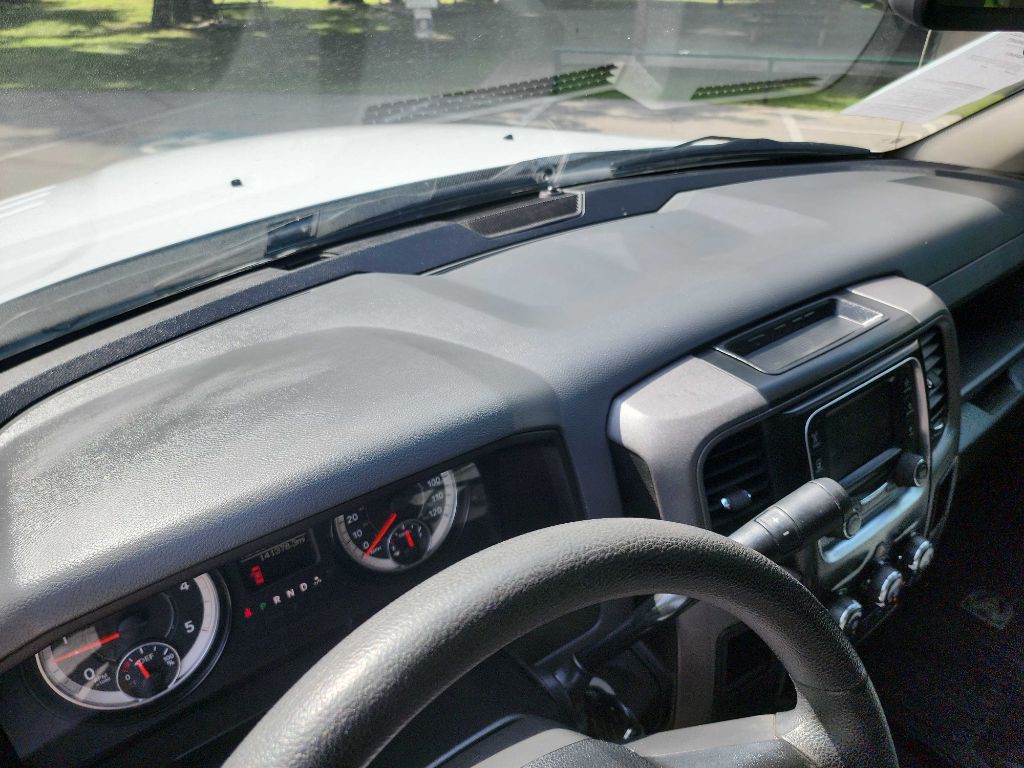 2016 RAM 3500 Image 23