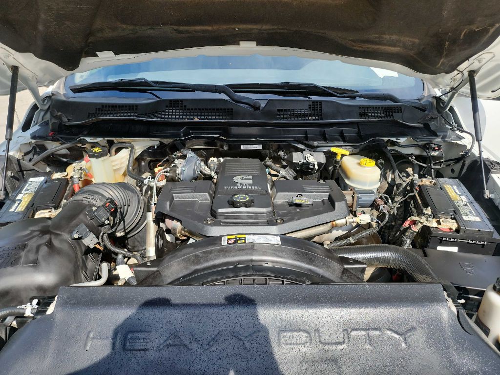 2016 RAM 3500 Image 41