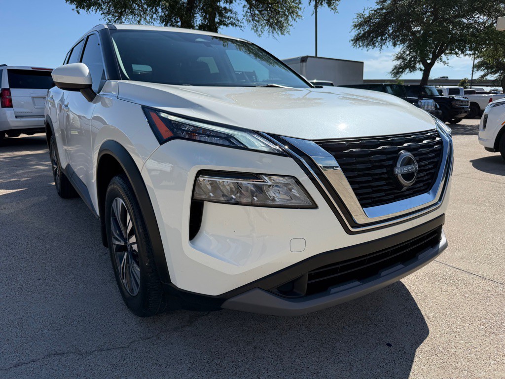 2023 Nissan Rogue Image 1