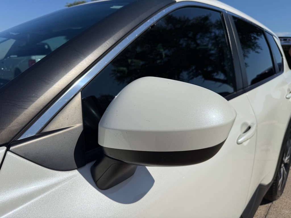 2023 Nissan Rogue Image 10