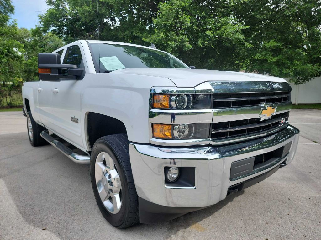 2018 Chevrolet Silverado 1500 Image 1