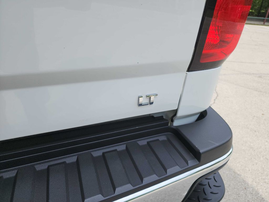 2018 Chevrolet Silverado 1500 Image 9