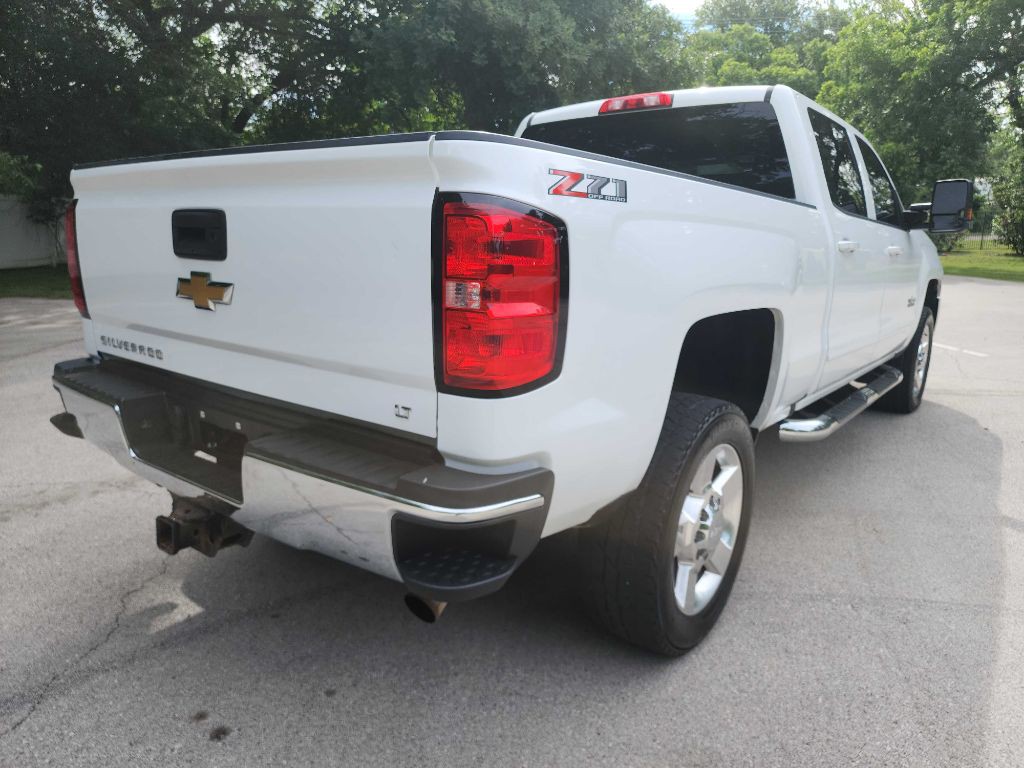 2018 Chevrolet Silverado 1500 Image 10