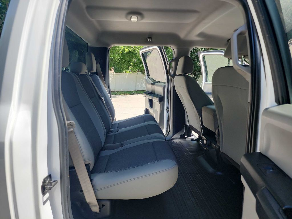 2017 Ford F-150 Image 32