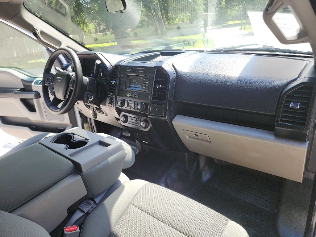 2017 Ford F-150 Image 36