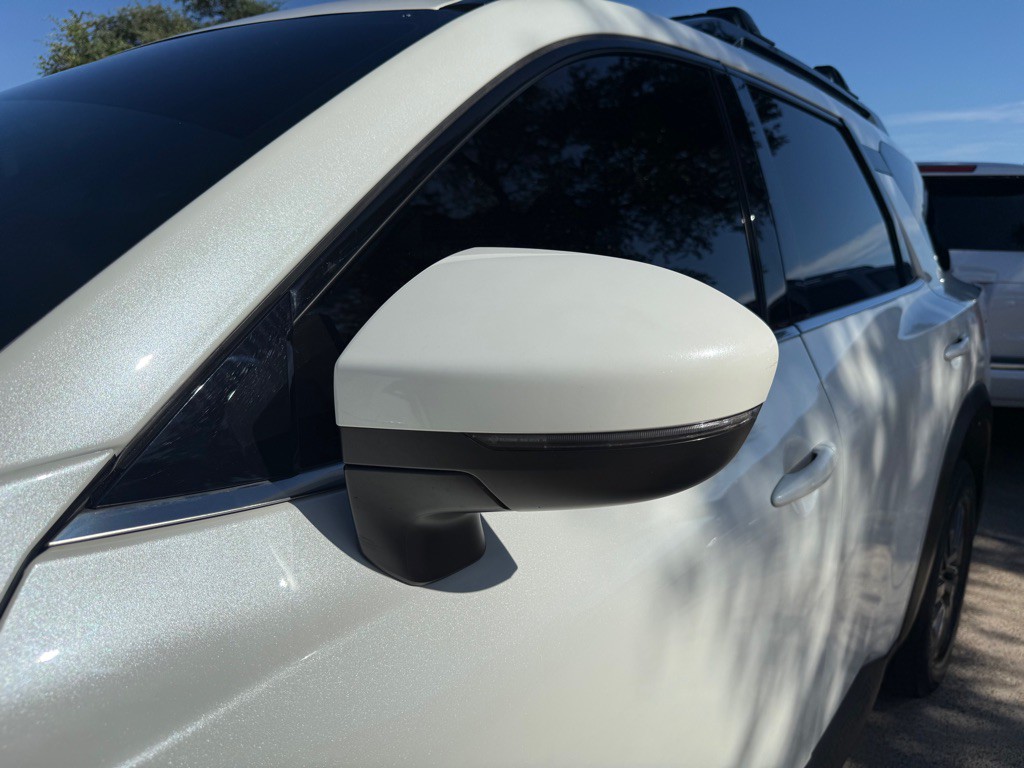 2022 Nissan Pathfinder Image 9