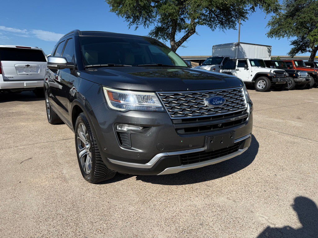 2018 Ford Explorer Image 1