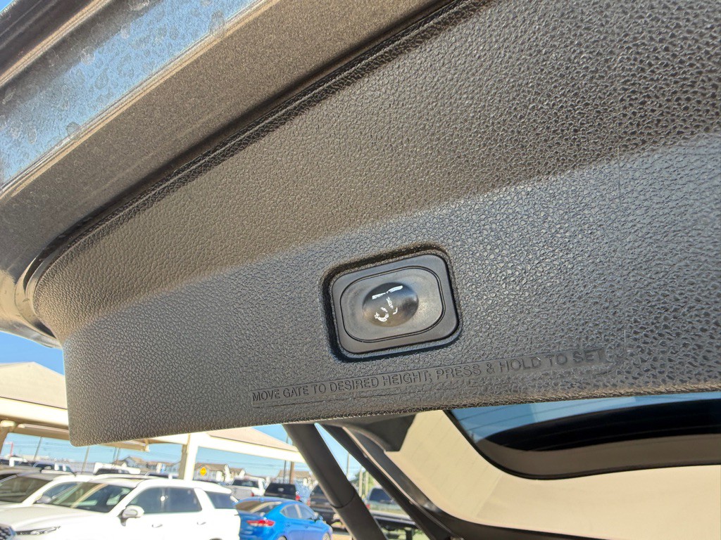 2018 Ford Explorer Image 30