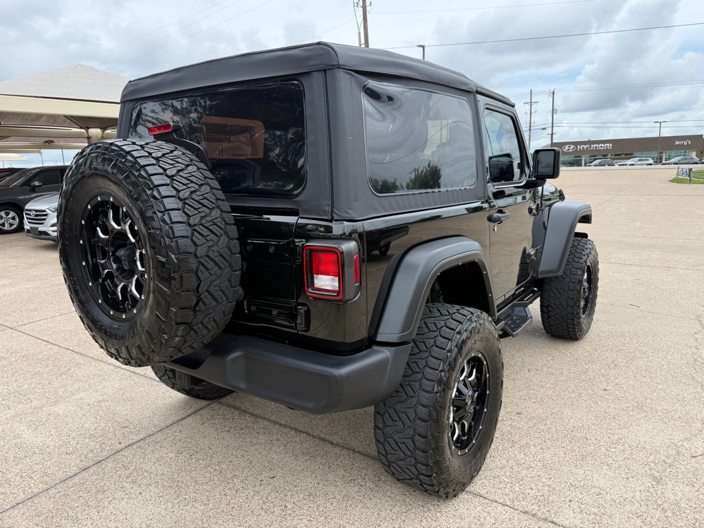2022 Jeep Wrangler Image 7