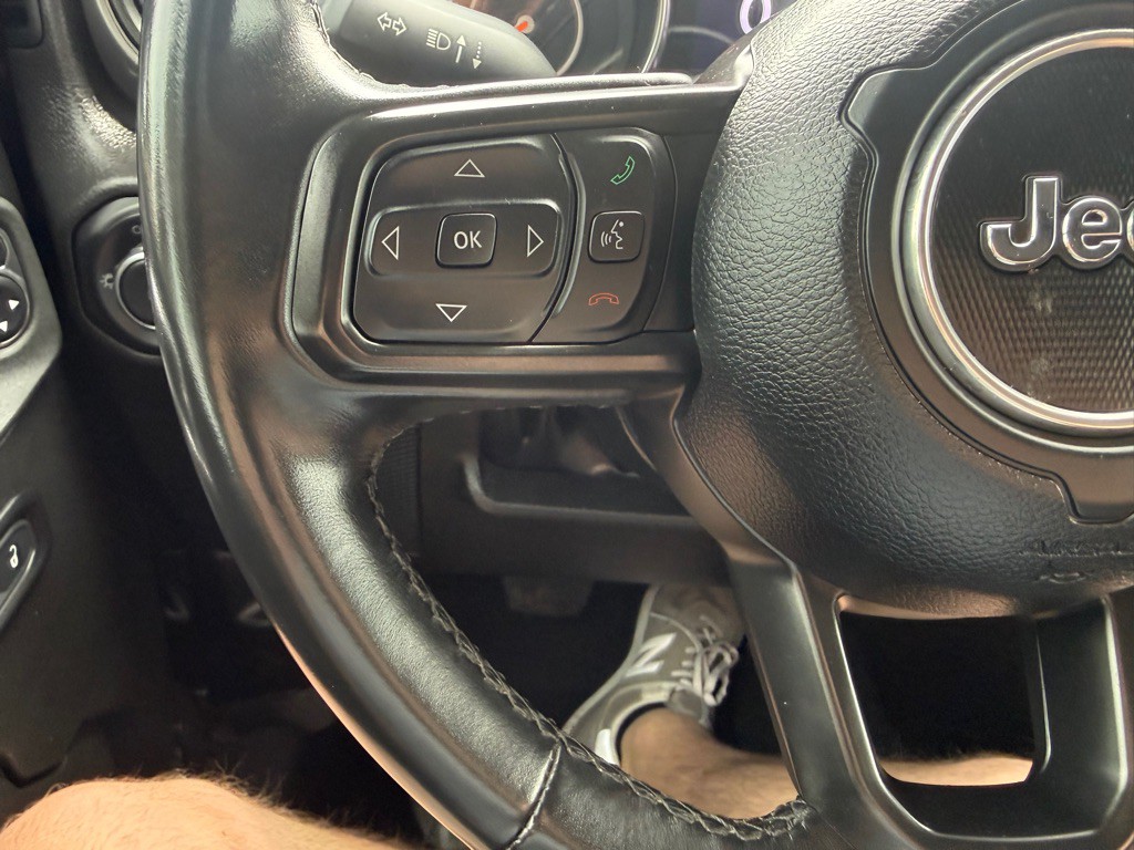 2022 Jeep Wrangler Image 25