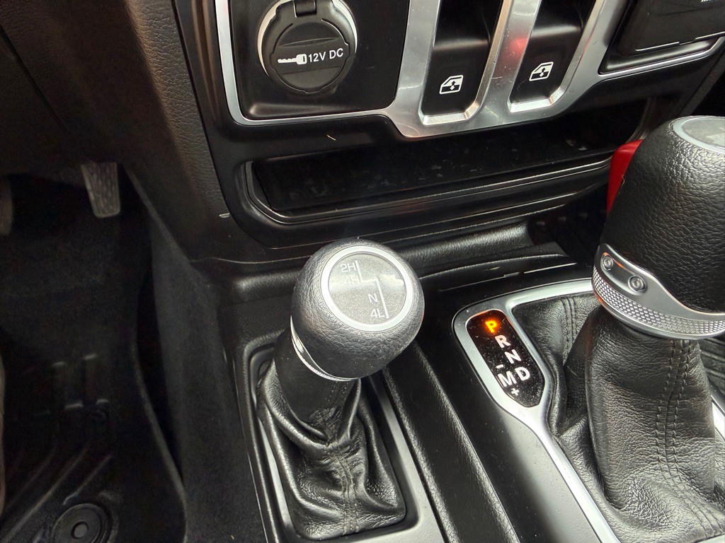 2022 Jeep Wrangler Image 28
