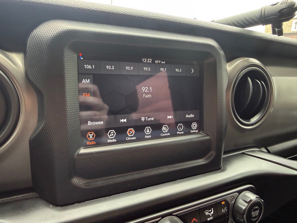 2022 Jeep Wrangler Image 32