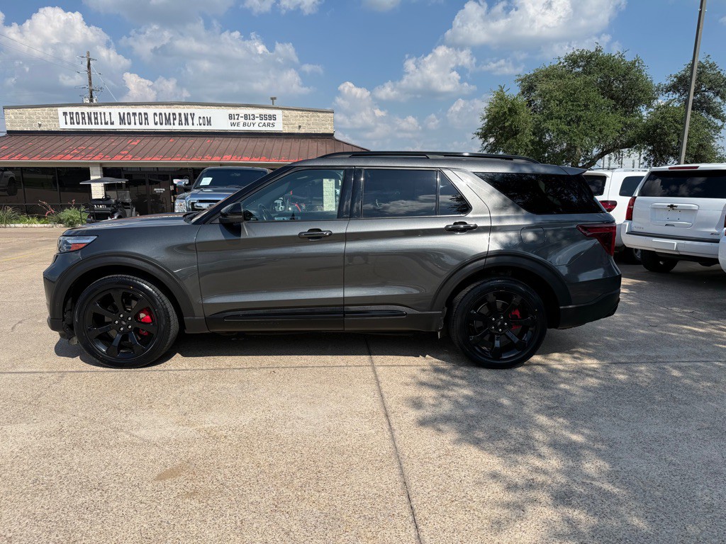 2020 Ford Explorer Image 4