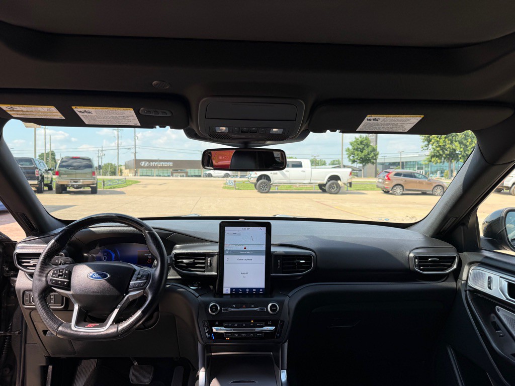 2020 Ford Explorer Image 24