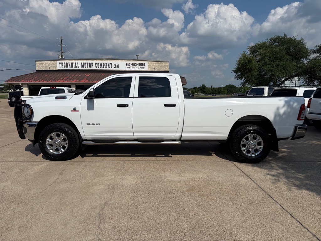 2022 RAM 3500 Image 4