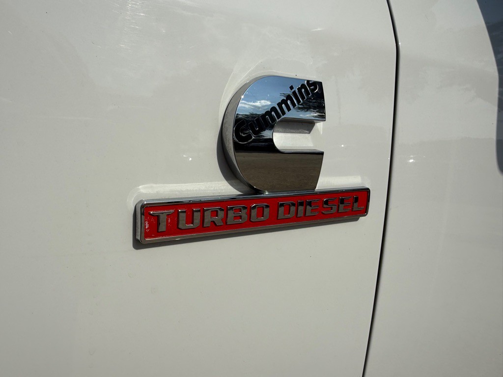 2022 RAM 3500 Image 11