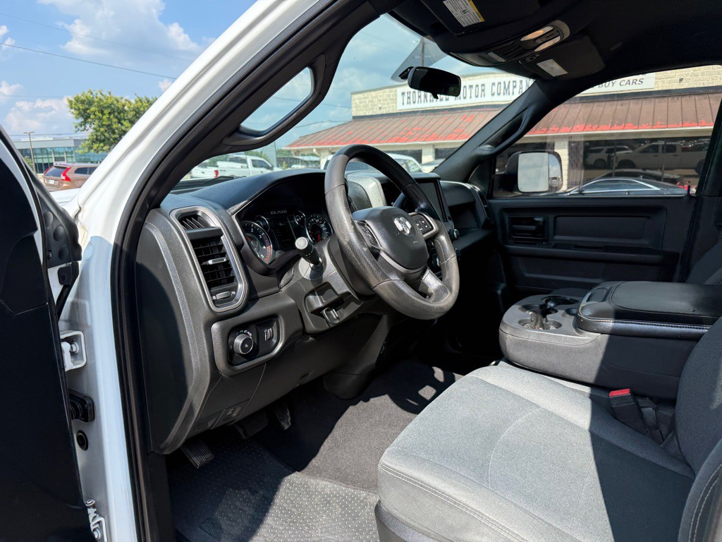 2022 RAM 3500 Image 17